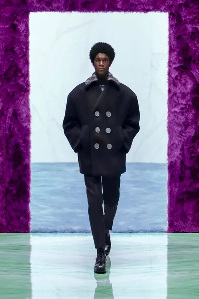 Look 29
